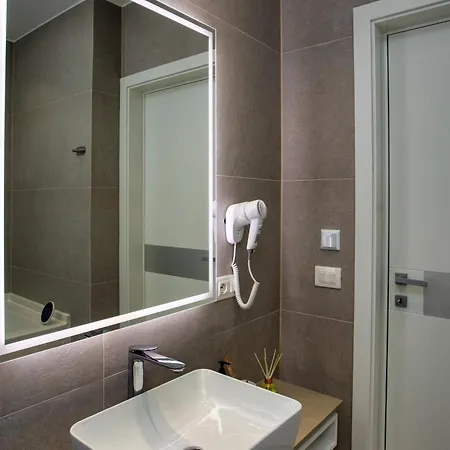 Sav Viridis Center Apartamento Tirana